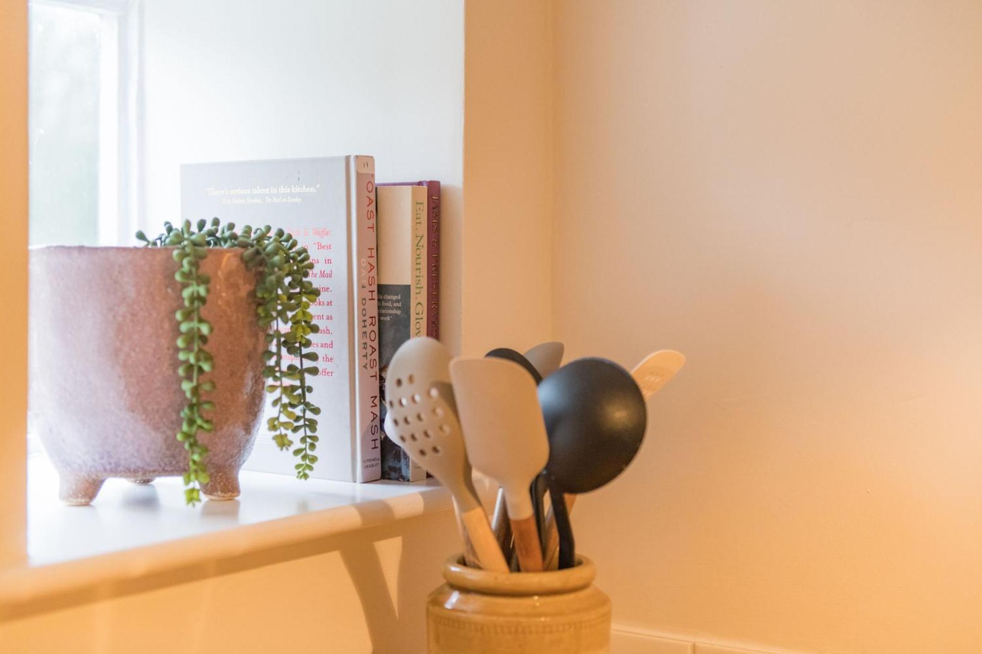 Crow Cottage By Bloom Stays Faversham Extérieur photo