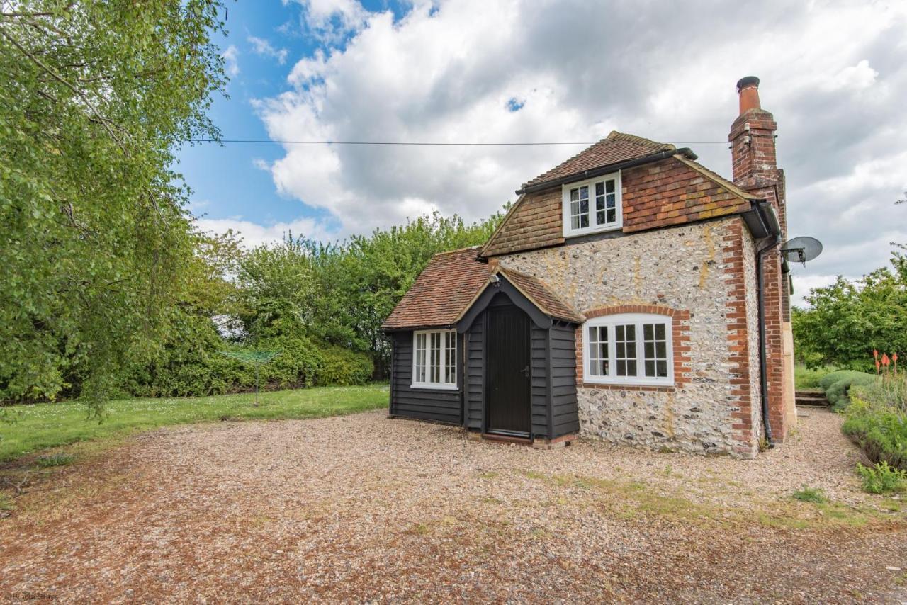 Crow Cottage By Bloom Stays Faversham Extérieur photo